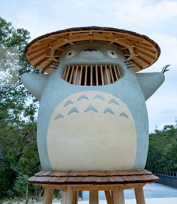 ghibli totoro esterno